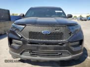 ✅ 2021 Ford Police Interceptor Utility • VIN: 1FM5K8ABXMGA96436 • Lot: 48943685. Wystawiony na Copart z przebiegiem 23 878 mil. Bezpłatny archiwum sprzedaży aukcyjnych z USA i szczegółowy raport historii pojazdu na DreamBid. Zdjęcie 5.