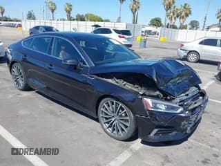 ✅ 2018 Audi A5 Sportback Premium Plus • VIN: WAUBNCF56JA005095 • Lot: 43024648. Wystawiony na IAAI z przebiegiem 105 614 mil. Bezpłatny archiwum sprzedaży aukcyjnych z USA i szczegółowy raport historii pojazdu na DreamBid. Zdjęcie 1.