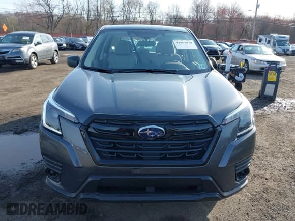 ✅ 2024 Subaru Forester • VIN: JF2SKAAC8RH417674 • Lot: 41863970. Listed on IAAI with 2,724 mi. Free auction sales archive from the USA and detailed vehicle history report at DreamBid. Image 12.