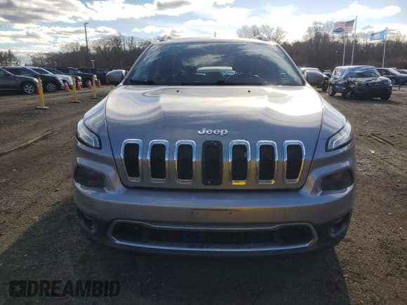 ✅ 2016 Jeep Cherokee Limited • VIN: 1C4PJMDB1GW225615 • Lot: 93391005. Listed on Copart with 132,974 mi. Free auction sales archive from the USA and detailed vehicle history report at DreamBid. Image 5.