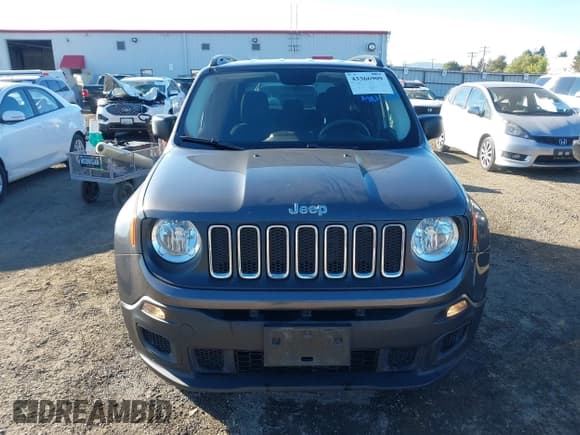 ✅ 2017 Jeep Renegade Sport • VIN: ZACCJBAB6HPG02915 • Лот: 43366909. Опубликован ранее на IAAI с пробегом 78 311 миль. Бесплатный доступ к архиву аукционных продаж из США и подробный отчёт об истории автомобиля на DreamBid. Изображение 13.