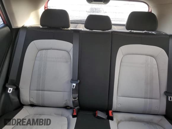 ✅ 2021 Hyundai Venue SEL • VIN: KMHRC8A3XMU125796 • Lot: 83298654. Listed on Copart with 13,683 mi. Free auction sales archive from the USA and detailed vehicle history report at DreamBid. Image 10.