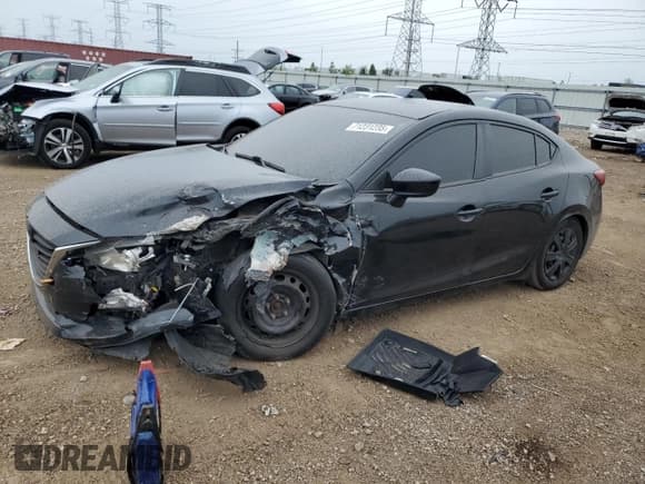 ✅ 2014 Mazda 3 i SV • VIN: JM1BM1T7XE1134835 • Lot: 71231235. Listed on Copart with 130,025 mi. Free auction sales archive from the USA and detailed vehicle history report at DreamBid. Image 1.