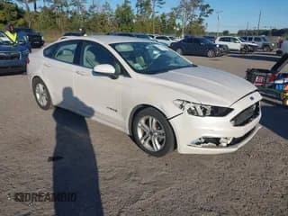 ✅ 2018 Ford Fusion SE • VIN: 3FA6P0LU3JR210524 • Lot: 43637482. Listed on IAAI with 134,219 mi. Free auction sales archive from the USA and detailed vehicle history report at DreamBid. Image 1.