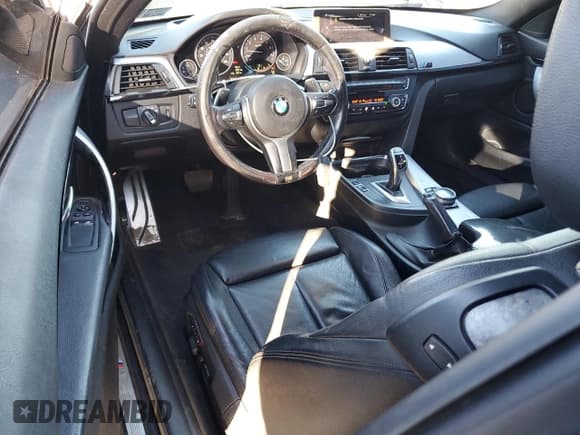 ✅ 2014 BMW 4 Series 428i • VIN: WBA3N3C55EF711055 • Lot: 87018055. Listed on Copart with 133,417 mi. Free auction sales archive from the USA and detailed vehicle history report at DreamBid. Image 8.