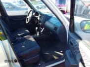 ✅ 1999 Toyota RAV4 • VIN: JT3GP10V6X7047681 • Лот: 43383073. Опубликован ранее на IAAI с пробегом 173 815 миль. Бесплатный доступ к архиву аукционных продаж из США и подробный отчёт об истории автомобиля на DreamBid. Изображение 5.