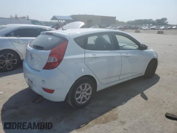 ✅ 2014 Hyundai Accent GS • VIN: KMHCT5AE9EU181025 • Лот: 67568224. Опубликован ранее на Copart с пробегом 92 573 миль. Бесплатный доступ к архиву аукционных продаж из США и подробный отчёт об истории автомобиля на DreamBid. Изображение 3.