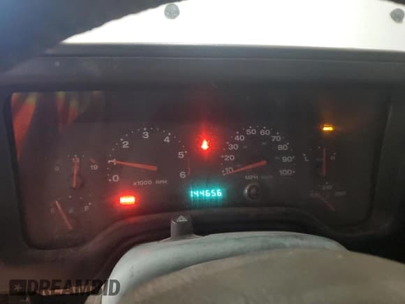 ✅ 2004 Jeep Wrangler Rubicon • VIN: 1J4FA69S14P758371 • Lot: 85557875. Wystawiony na Copart z przebiegiem 144 656 mil. Bezpłatny archiwum sprzedaży aukcyjnych z USA i szczegółowy raport historii pojazdu na DreamBid. Zdjęcie 9.