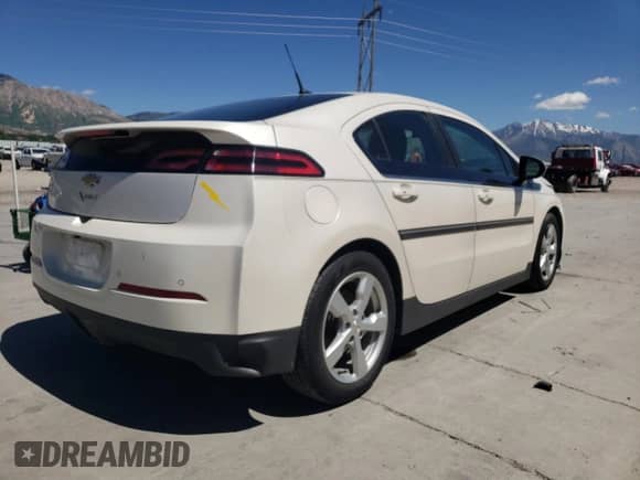 2014 Chevrolet Volt z VIN 1G1RD6E46EU120212, wystawiony jako Copart lot #57066954 z przebiegiem 59 081 mil mil oraz Szkoda całkowita • Salvage title. Historia ofert i sprzedaży dostępna na DreamBid. Obrazek 3.