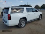 ✅ 2017 Chevrolet Suburban LT • VIN: 1GNSCHKCXHR156647 • Lot: 76140144. Wystawiony na Copart z przebiegiem 157 022 mil. Bezpłatny archiwum sprzedaży aukcyjnych z USA i szczegółowy raport historii pojazdu na DreamBid. Zdjęcie 3.