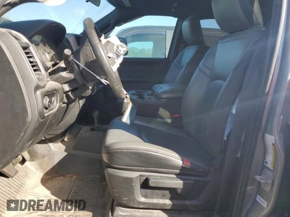 ✅ 2021 Ram 3500 Tradesman • VIN: 3C63R3GJ8MG665725 • Lot: 78316604. Wystawiony na Copart z przebiegiem 27 004 mil. Bezpłatny archiwum sprzedaży aukcyjnych z USA i szczegółowy raport historii pojazdu na DreamBid. Zdjęcie 7.