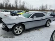 ✅ 2014 Dodge Challenger SXT • VIN: 2C3CDYAG1EH133742 • Lot: 43593845. Wystawiony na Copart z przebiegiem 84 211 mil. Bezpłatny archiwum sprzedaży aukcyjnych z USA i szczegółowy raport historii pojazdu na DreamBid. Zdjęcie 1.