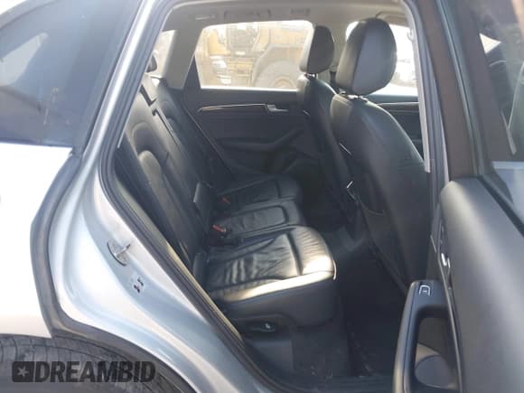 ✅ 2014 Audi Q5 Premium Plus • VIN: WA1LFAFP2EA005332 • Lot: 43192655. Wystawiony na IAAI z przebiegiem 129 222 mil. Bezpłatny archiwum sprzedaży aukcyjnych z USA i szczegółowy raport historii pojazdu na DreamBid. Zdjęcie 8.