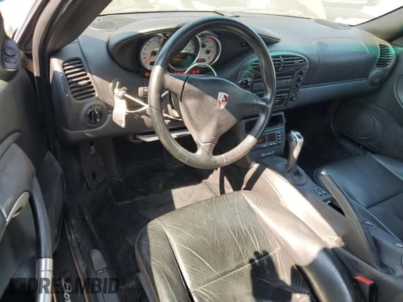 ✅ 2001 Porsche Boxster S • VIN: WP0CB29871U664172 • Лот: 67981555. Опубликован ранее на Copart с пробегом 120 598 миль. Бесплатный доступ к архиву аукционных продаж из США и подробный отчёт об истории автомобиля на DreamBid. Изображение 8.