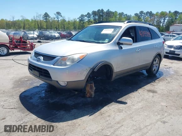 ✅ 2008 Hyundai Veracruz GLS • VIN: KM8NU13C38U031846 • Lot: 42055935. Listed on IAAI with 210,192 mi. Free auction sales archive from the USA and detailed vehicle history report at DreamBid. Image 18.