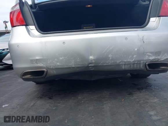 ✅ 2007 Lexus LS 460 • VIN: JTHBL46F275029708 • Lot: 43433130. Listed on IAAI with 82,251 mi. Free auction sales archive from the USA and detailed vehicle history report at DreamBid. Image 6.