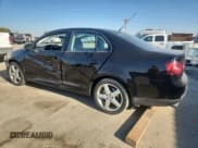 ✅ 2010 Volkswagen Jetta Limited Edition • VIN: 3VWAZ7AJXAM098976 • Lot: 80211895. Listed on Copart with 136,909 mi. Free auction sales archive from the USA and detailed vehicle history report at DreamBid. Image 2.