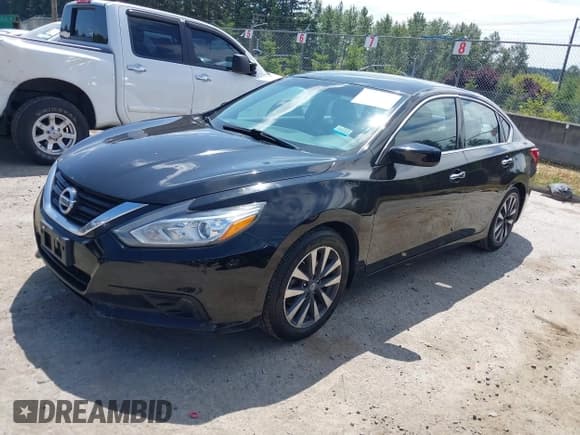 ✅ 2017 Nissan Altima SR • VIN: 1N4AL3AP1HC247455 • Лот: 42527130. Опубликован ранее на IAAI с пробегом 166 598 миль. Бесплатный доступ к архиву аукционных продаж из США и подробный отчёт об истории автомобиля на DreamBid. Изображение 2.