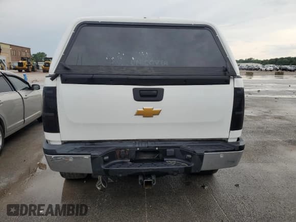 ✅ 2008 Chevrolet Silverado 2500HD 2LT • VIN: 1GCHC23K58F201338 • Лот: 63118575. Опубликован ранее на Copart с пробегом Не указан. Бесплатный доступ к архиву аукционных продаж из США и подробный отчёт об истории автомобиля на DreamBid. Изображение 6.