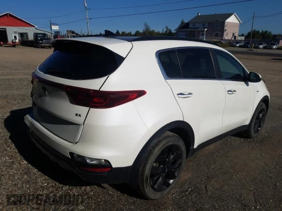 ✅ 2022 Kia Sportage EX • VIN: KNDPNCAC9N7023317 • Lot: 70731905. Listed on Copart with 46,730 mi. Free auction sales archive from the USA and detailed vehicle history report at DreamBid. Image 3.