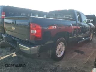 ✅ 2008 Chevrolet Silverado 1500 2LT • VIN: 2GCEC19JX81115820 • Lot: 74668394. Listed on Copart with Not provided. Free auction sales archive from the USA and detailed vehicle history report at DreamBid. Image 3.