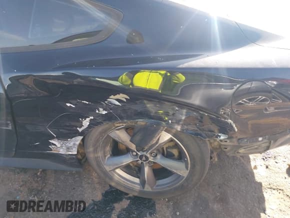 ✅ 2017 Ford Mustang GT • VIN: 1FA6P8CF9H5273592 • Лот: 41742539. Опубликован ранее на IAAI с пробегом 189 094 миль. Бесплатный доступ к архиву аукционных продаж из США и подробный отчёт об истории автомобиля на DreamBid. Изображение 6.