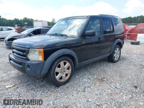 ✅ 2006 Land Rover LR3 HSE • VIN: SALAG25496A408533 • Lot: 43051588. Wystawiony na IAAI z przebiegiem 144 714 mil. Bezpłatny archiwum sprzedaży aukcyjnych z USA i szczegółowy raport historii pojazdu na DreamBid. Zdjęcie 2.