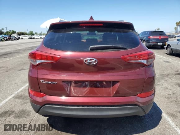 ✅ 2018 Hyundai Tucson SEL • VIN: KM8J33A42JU626783 • Лот: 68682825. Опубликован ранее на Copart с пробегом 61 366 миль. Бесплатный доступ к архиву аукционных продаж из США и подробный отчёт об истории автомобиля на DreamBid. Изображение 6.