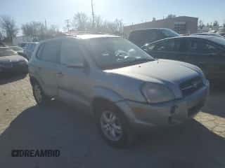 2007 Hyundai Tucson SE z VIN KM8JN72D07U520633, wystawiony jako Copart lot #83490684 z przebiegiem 201 559 mil mil oraz Szkoda całkowita • Salvage title. Historia ofert i sprzedaży dostępna na DreamBid. Obrazek 4.