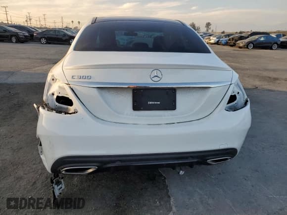 ✅ 2020 Mercedes-Benz C 300 • VIN: W1KWF8DB8LR599318 • Lot: 90826565. Listed on Copart with 41,985 mi. Free auction sales archive from the USA and detailed vehicle history report at DreamBid. Image 6.