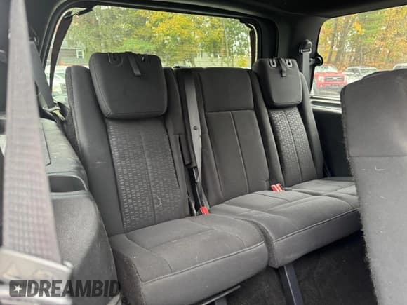 ✅ 2016 Ford Expedition XLT • VIN: 1FMJU1JT2GEF08034 • Lot: 90997275. Wystawiony na Copart z przebiegiem 175 225 mil. Bezpłatny archiwum sprzedaży aukcyjnych z USA i szczegółowy raport historii pojazdu na DreamBid. Zdjęcie 10.