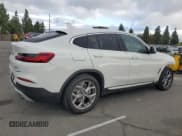 ✅ 2021 BMW X4 xDrive30i • VIN: 5UX2V1C01M9H64809 • Lot: 82207935. Wystawiony na Copart z przebiegiem 18 536 mil. Bezpłatny archiwum sprzedaży aukcyjnych z USA i szczegółowy raport historii pojazdu na DreamBid. Zdjęcie 3.