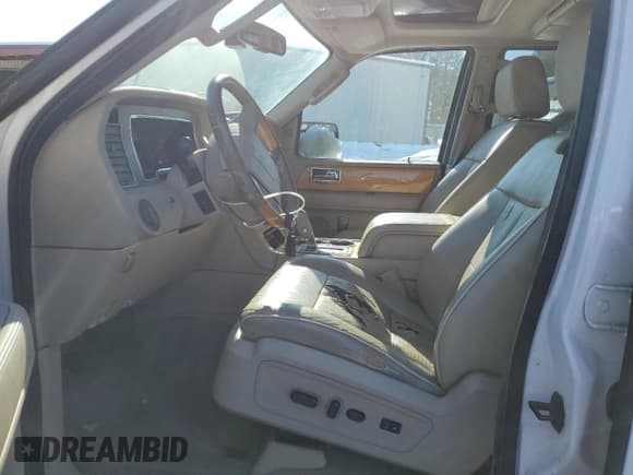 ✅ 2007 Lincoln Navigator • VIN: 5LMFU28527LJ01178 • Lot: 87275554. Listed on Copart with Not provided. Free auction sales archive from the USA and detailed vehicle history report at DreamBid. Image 7.