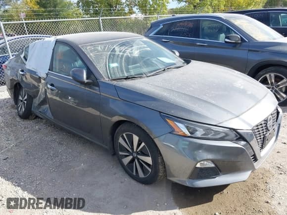 ✅ 2022 Nissan Altima SV • VIN: 1N4BL4DV0NN363041 • Lot: 37746824. Listed on IAAI with 27,896 mi. Free auction sales archive from the USA and detailed vehicle history report at DreamBid. Image 1.