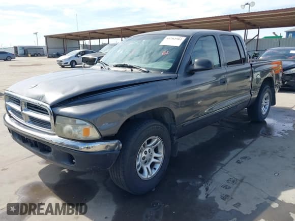 ✅ 2001 Dodge Dakota Sport • VIN: 1B7HL2AX51S333575 • Lot: 41782582. Wystawiony na IAAI z przebiegiem 291 640 mil. Bezpłatny archiwum sprzedaży aukcyjnych z USA i szczegółowy raport historii pojazdu na DreamBid. Zdjęcie 20.
