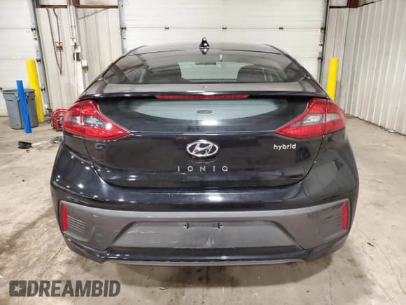 ✅ 2017 Hyundai Ioniq SEL • VIN: KMHC75LC5HU033510 • Lot: 84208254. Wystawiony na Copart z przebiegiem 168 854 mil. Bezpłatny archiwum sprzedaży aukcyjnych z USA i szczegółowy raport historii pojazdu na DreamBid. Zdjęcie 6.