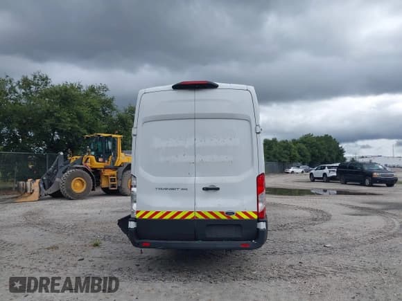 ✅ 2023 Ford Transit Cargo • VIN: 1FTBW3X85PKB54917 • Lot: 43233023. Listed on IAAI with 117,541 mi. Free auction sales archive from the USA and detailed vehicle history report at DreamBid. Image 16.