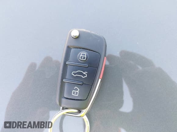 ✅ 2025 Audi Q3 S line Premium • VIN: WA1DECF32S1026712 • Lot: 42926589. Wystawiony na IAAI z przebiegiem 3 593 mil. Bezpłatny archiwum sprzedaży aukcyjnych z USA i szczegółowy raport historii pojazdu na DreamBid. Zdjęcie 11.