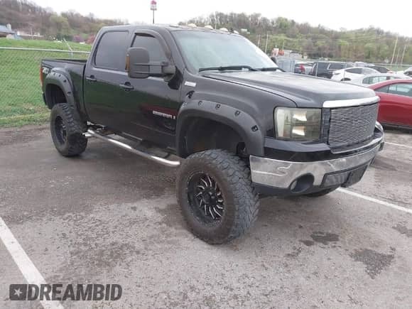 ✅ 2008 GMC Sierra 1500 SLT • VIN: 2GTEK13M981177893 • Lot: 41959146. Listed on IAAI with 228,388 mi. Free auction sales archive from the USA and detailed vehicle history report at DreamBid. Image 1.
