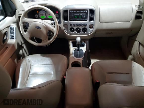 ✅ 2007 Ford Escape Limited • VIN: 1FMCU94117KC06026 • Lot: 56966505. Listed on Copart with 116,384 mi. Free auction sales archive from the USA and detailed vehicle history report at DreamBid. Image 8.