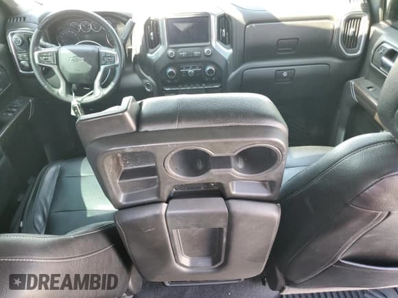 ✅ 2019 Chevrolet Silverado 1500 RST • VIN: 3GCUWDED9KG297884 • Lot: 66608074. Wystawiony na Copart z przebiegiem 113 831 mil. Bezpłatny archiwum sprzedaży aukcyjnych z USA i szczegółowy raport historii pojazdu na DreamBid. Zdjęcie 8.