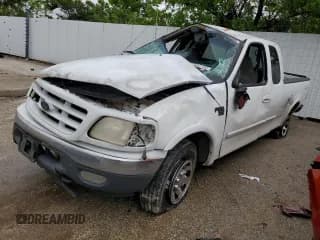 ✅ 2000 Ford F-150 XL • VIN: 2FTPX18L0YCA87613 • Лот: 52584194. Опубликован ранее на Copart с пробегом Не указан. Бесплатный доступ к архиву аукционных продаж из США и подробный отчёт об истории автомобиля на DreamBid. Изображение 1.