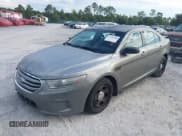 ✅ 2013 Ford Police Interceptor • VIN: 1FAHP2M8XDG126749 • Lot: 43332080. Wystawiony na IAAI z przebiegiem 131 600 mil. Bezpłatny archiwum sprzedaży aukcyjnych z USA i szczegółowy raport historii pojazdu na DreamBid. Zdjęcie 17.