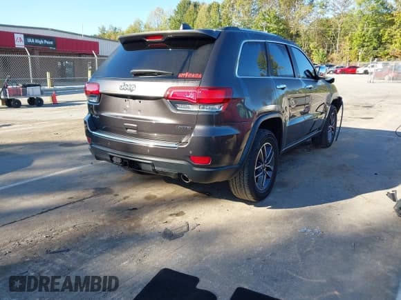 ✅ 2020 Jeep Grand Cherokee Limited • VIN: 1C4RJFBG4LC112322 • Lot: 43352204. Listed on IAAI with 81,215 mi. Free auction sales archive from the USA and detailed vehicle history report at DreamBid. Image 4.