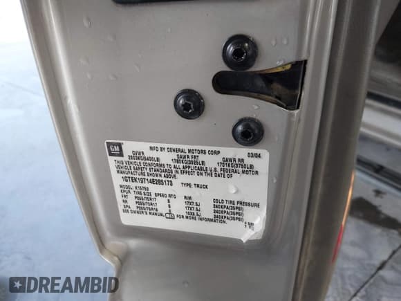 ✅ 2004 GMC Sierra 1500 SLE • VIN: 1GTEK19T14E285173 • Лот: 43425197. Опубликован ранее на IAAI с пробегом 242 778 миль. Бесплатный доступ к архиву аукционных продаж из США и подробный отчёт об истории автомобиля на DreamBid. Изображение 9.