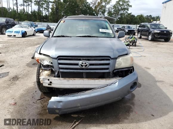 ✅ 2004 Toyota Highlander • VIN: JTEGP21A440024042 • Lot: 85740395. Wystawiony na Copart z przebiegiem 349 457 mil. Bezpłatny archiwum sprzedaży aukcyjnych z USA i szczegółowy raport historii pojazdu na DreamBid. Zdjęcie 5.