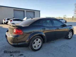 ✅ 2011 Dodge Avenger Mainstreet • VIN: 1B3BD1FB3BN513908 • Lot: 83898384. Wystawiony na Copart z przebiegiem 121 667 mil. Bezpłatny archiwum sprzedaży aukcyjnych z USA i szczegółowy raport historii pojazdu na DreamBid. Zdjęcie 3.