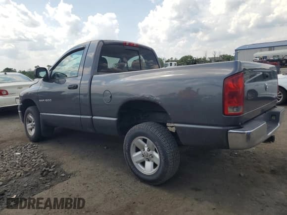 ✅ 2003 Dodge 1500 ST • VIN: 1D7HU16D43J628641 • Лот: 62378135. Опубликован ранее на Copart с пробегом 237 218 миль. Бесплатный доступ к архиву аукционных продаж из США и подробный отчёт об истории автомобиля на DreamBid. Изображение 2.