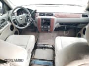 ✅ 2009 Chevrolet Suburban LS • VIN: 1GNFC16J49R184219 • Lot: 79306164. Listed on Copart with 204,958 mi. Free auction sales archive from the USA and detailed vehicle history report at DreamBid. Image 8.