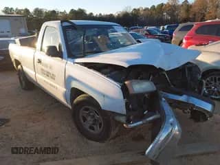 2004 Chevrolet Silverado 1500 Work Truck z VIN 1GCEC14XX4Z288962, wystawiony jako IAAI lot #41030729 z przebiegiem 320 541 mil mil oraz . Historia ofert i sprzedaży dostępna na DreamBid. Obrazek 1.